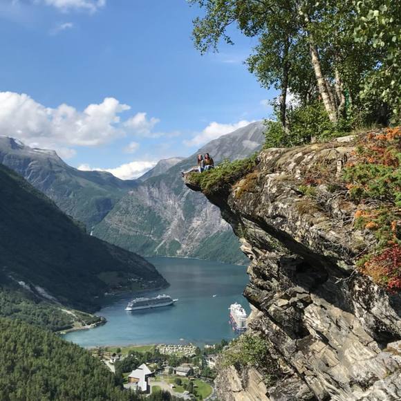 Profile Picture of Katelyn Pope (@katelynpope14) on Poshmark