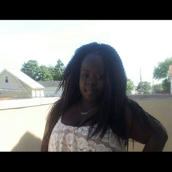 Profile Picture of Tishawna Rodney (@jucci436) on Poshmark