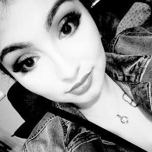 Profile Picture of Alexus Marie (@srrybby) on Myspace