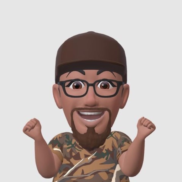 Profile Picture of Finis Hocker (@finishocker) on Poshmark
