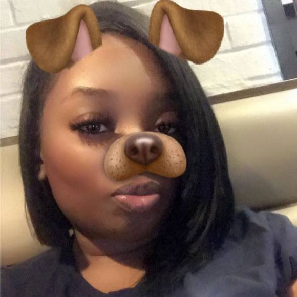 Profile Picture of Shadae Evans (@dedema23) on Poshmark