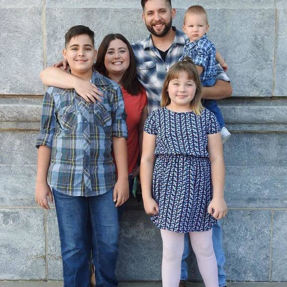 Profile Picture of Tristen Knolla (@tknolla) on Poshmark