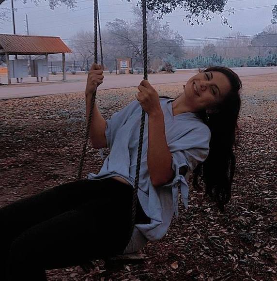 Jauregui Janet - Poshmark Profile Picture of Jauregui Janet (@jauregui_janet) on Poshmark