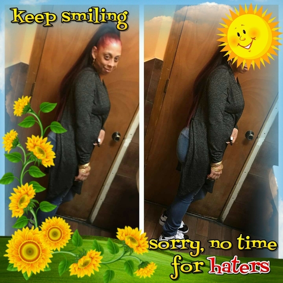 Profile Picture of Cookie Gonzalez (@friend40) on Poshmark