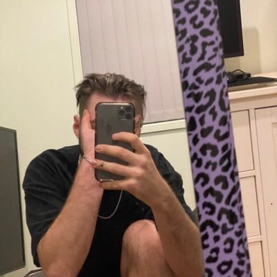 Profile Picture of Tom Hartwell (@TomHartwell13) on Twitter