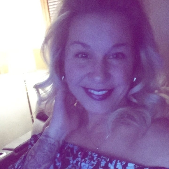 Profile Picture of Brigitte Biroscak (@btwice32) on Poshmark