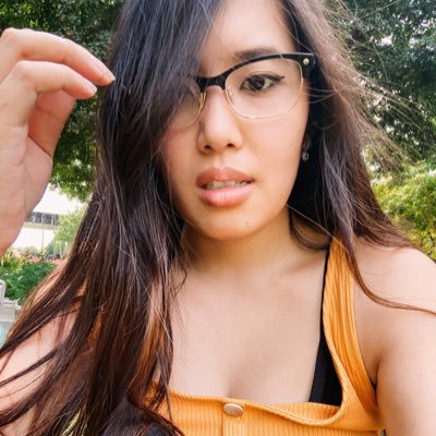 Profile Picture of Uyen Phan Le 🌻 (@smilinguyen) on Twitter