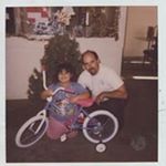 Profile Picture of Michael Yellowitz (@yellowitz) on Instagram