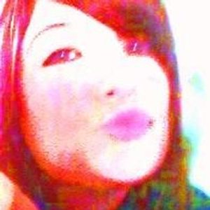 Profile Picture of Emily Peller (@emmafrickenlee) on Myspace