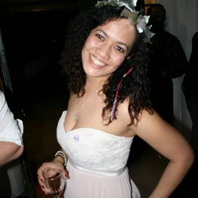 Profile Picture of Lauren Jean Connor (@Laureanolly) on Twitter
