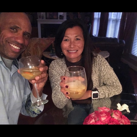 Profile Picture of Junghee Lim (@jungheelim2017) on Poshmark