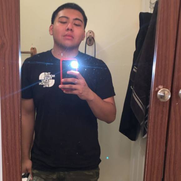 Profile Picture of Martin Salgado (@martins213) on Poshmark