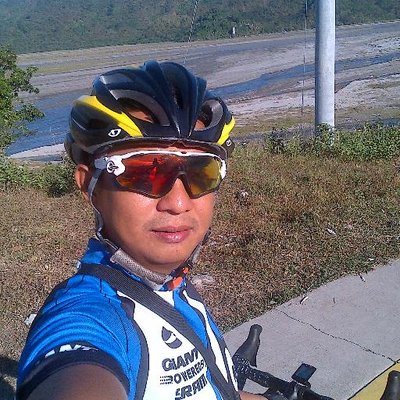 Profile Picture of L Carbonell (@spassky_077) on Twitter
