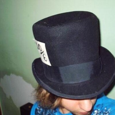 Profile Picture of Mike Jamgochian (@vincent_emerson) on Twitter