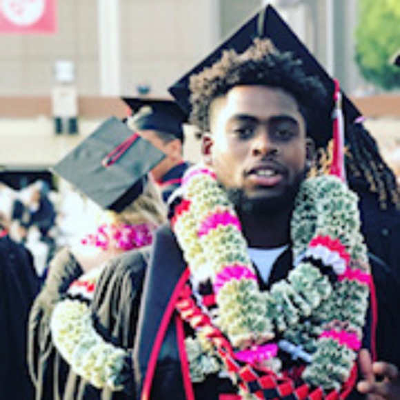 Profile Picture of Dominique Rollins (@domobandz510) on Poshmark