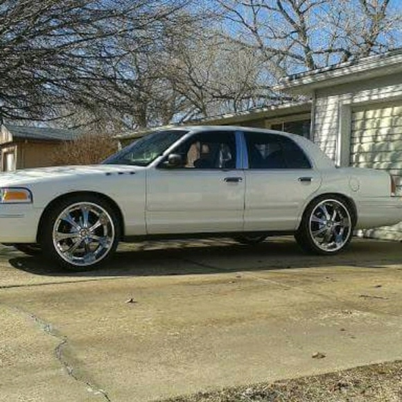 Profile Picture of Therin Boase (@yungpremium1) on Poshmark