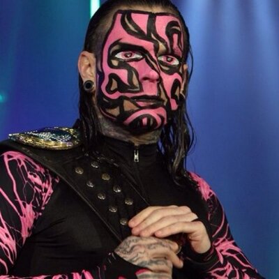 Profile Picture of Aaron Knowles (@HEELAaronK) on Twitter