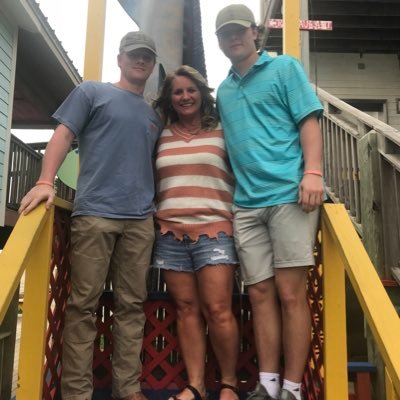 Profile Picture of Janet Hall (@janet_bhall) on Twitter