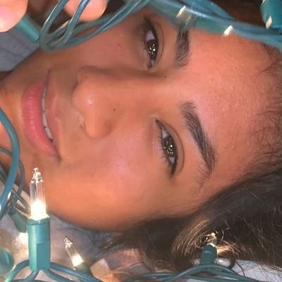 Profile Picture of Betsabe Cristal Quiroz Alvarez (@betsabe_cristal) on Twitter