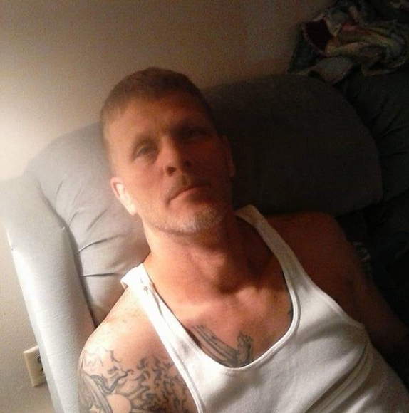 Profile Picture of Mitchell Clontz (@mitchell_clontz) on Poshmark
