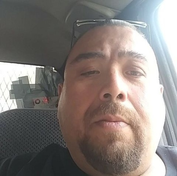 Profile Picture of Rey del toro Del toro (@reydeltoro72) on Poshmark