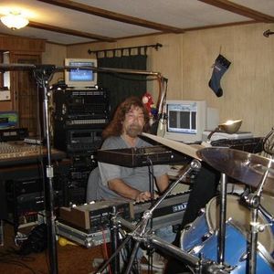 Profile Picture of R.lee Smith (@rleesmith) on Myspace