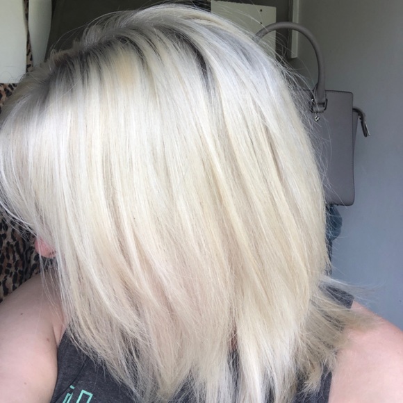 Profile Picture of Brittney Faucette (@daisymae86) on Poshmark