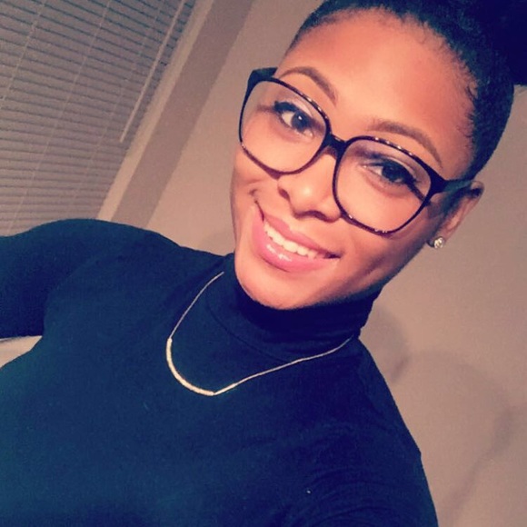 Profile Picture of Jasmine Wilkins (@jtrotter2) on Poshmark