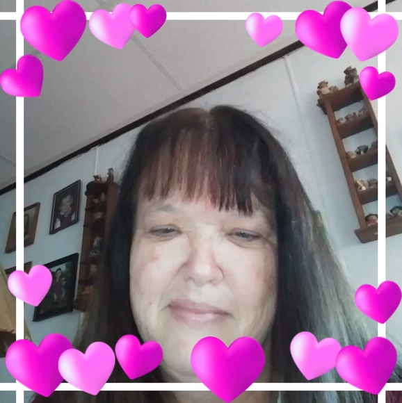 Profile Picture of Donna j Gonsecki (@donnaj_gregory) on Poshmark