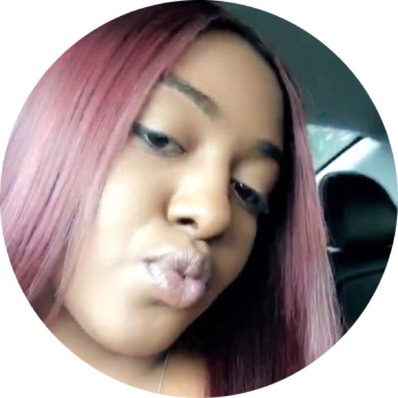 Profile Picture of Raven Demoulin (@ravenjonelle) on Poshmark