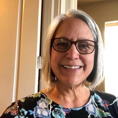 Profile Picture of Teresa Barnhart (@MamaB4824) on Twitter