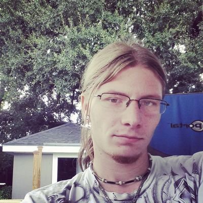 Profile Picture of Dustin Stone (@dustinstone1995) on Twitter