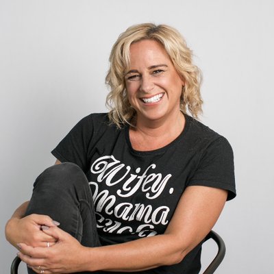 Profile Picture of Danielle Bean (@@LisaReneeJones) on Twitter