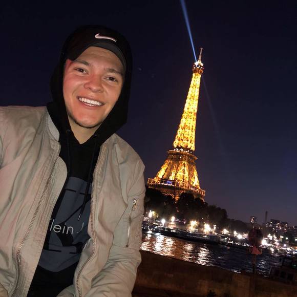 Profile Picture of Carlos Barrero (@cbarrero96) on Poshmark