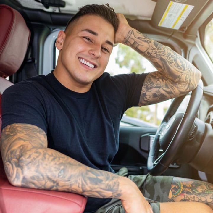 Profile Picture of james rocky (@james.rocky36) on Tiktok