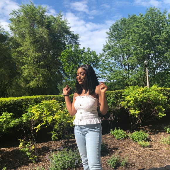 Profile Picture of Dorcas Ojewole (@dorcasojewole) on Poshmark
