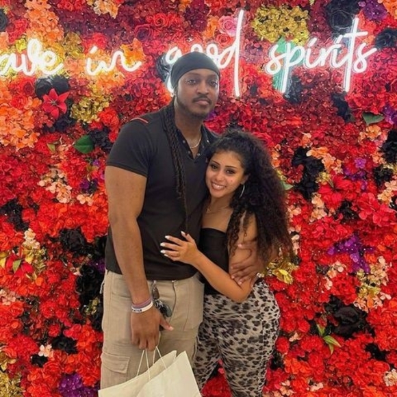 Profile Picture of Brandon Rowles (@b_righteous) on Poshmark