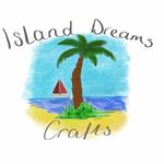 Profile Picture of Linda Kerr (@islanddreamscrafts) on Instagram