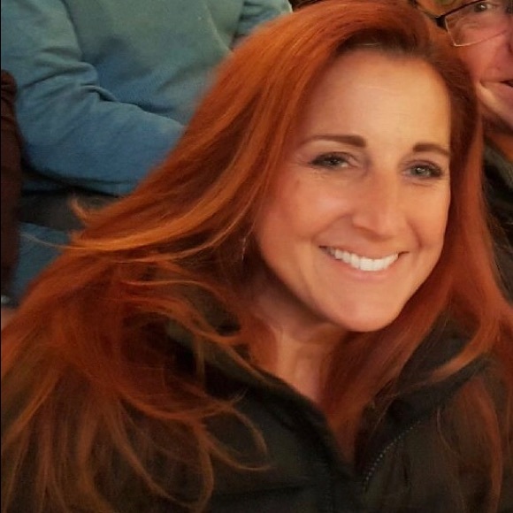 Regina Recene - Poshmark Profile Picture of Regina Recene (@reginajr) on Poshmark