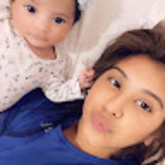 Profile Picture of Lizeth Solis (@liz__29) on Poshmark