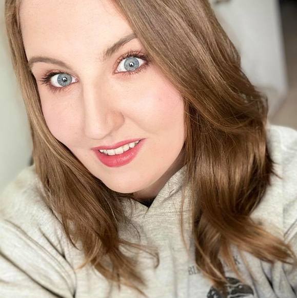 Profile Picture of Haley Barrieau (@haleybarr95) on Poshmark