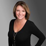 Profile Picture of Jeanine Lum (@jeaninelumrealtor) on Instagram