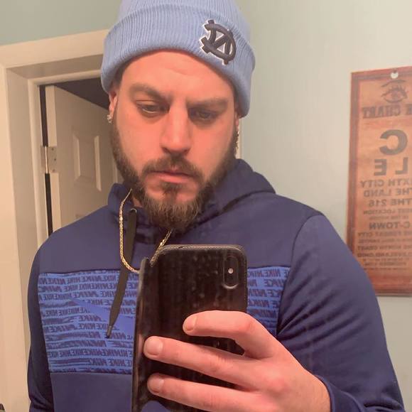 Profile Picture of Nicholas Munoz (@munoz8899) on Poshmark