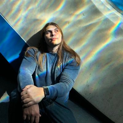 Profile Picture of John Molin (@ZenWithAPen) on Twitter