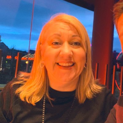 Profile Picture of Maureen Daniel (@Maureen52415254) on Twitter