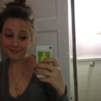 Profile Picture of Alicia Arsenault (@_AliciaDawn) on Twitter