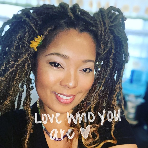 Profile Picture of Angela Ceasar-nelson (@angelaceasar117) on Poshmark