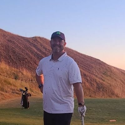 Profile Picture of Loren Hobbs (@lhobbs_14) on Twitter