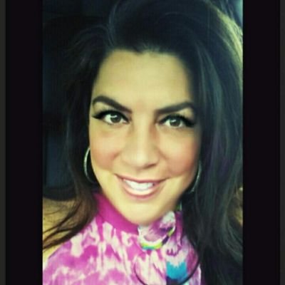 Profile Picture of Michelle L. Deaton (@deaton_l) on Twitter