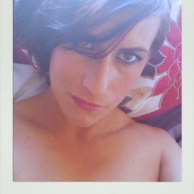 Profile Picture of Vicki Hanson (@vickih09) on Twitter